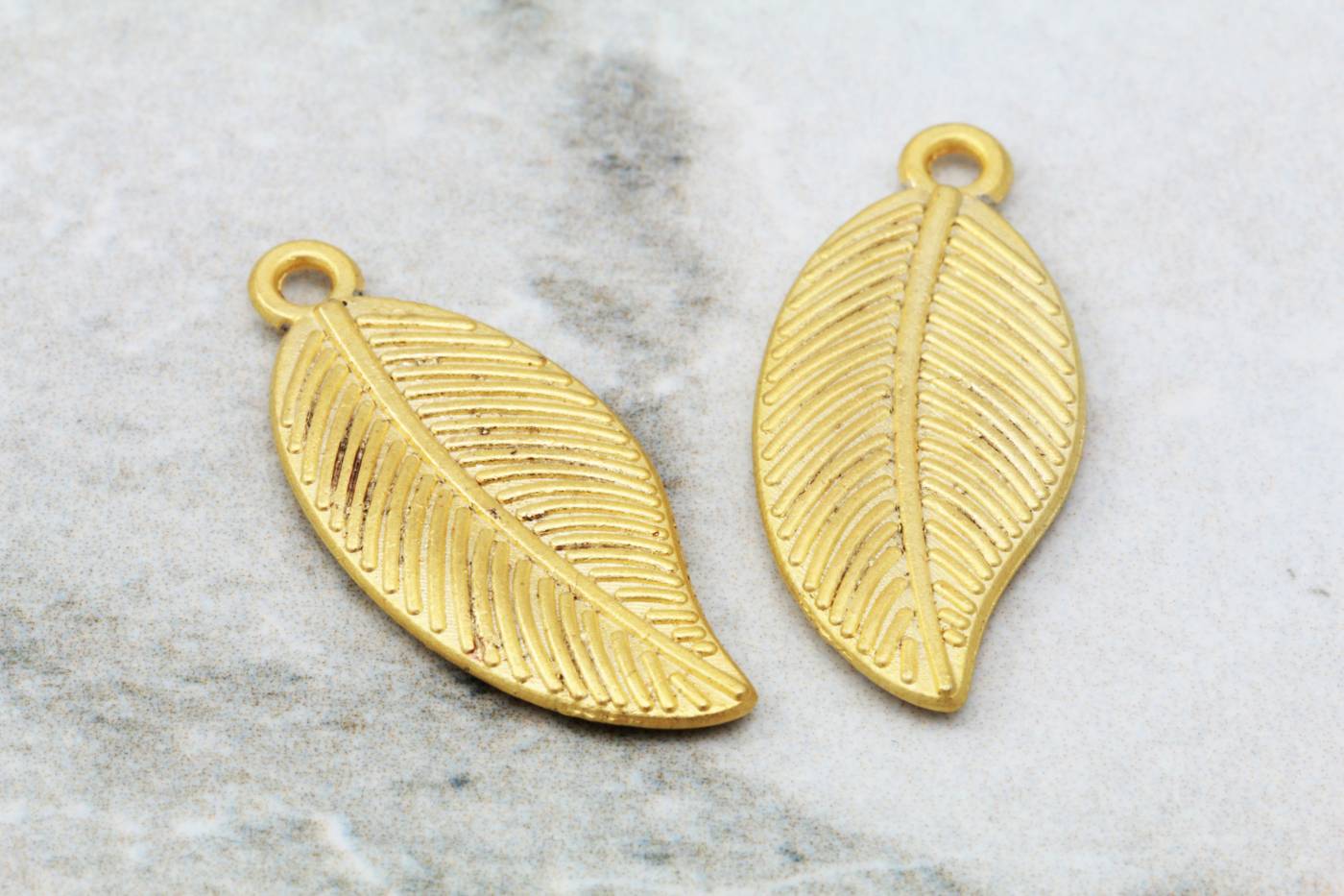 gold-plated-metal-leaf-pendant-findings