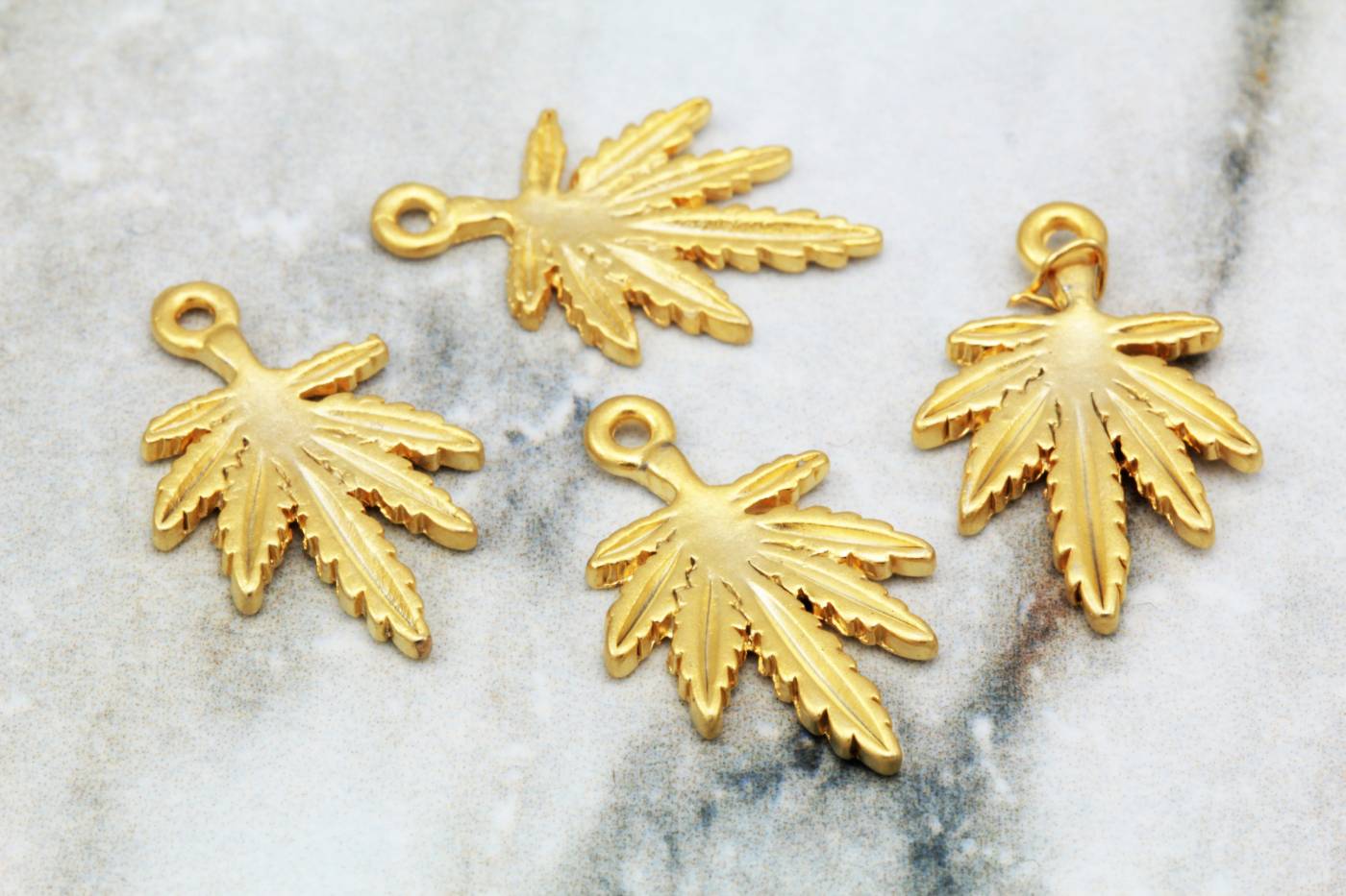 gold-cannabis-marijuana-leaf-pendants