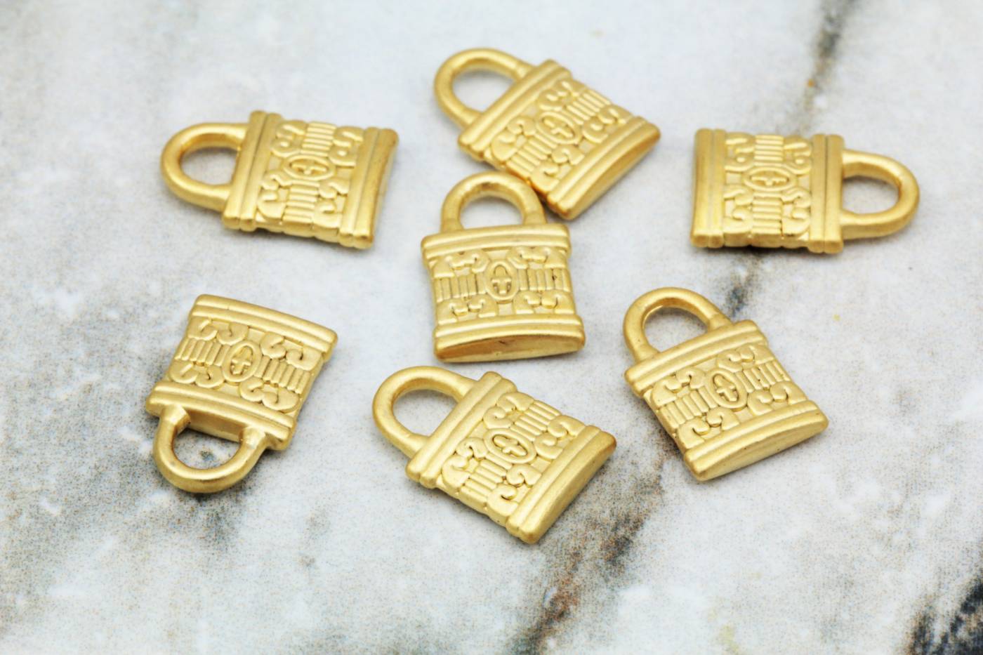 gold-plated-small-lock-pendant-findings