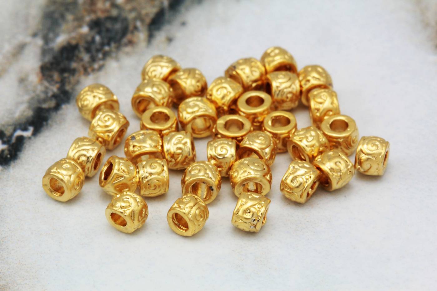 gold-mini-4mm-rondelle-spacer-beads