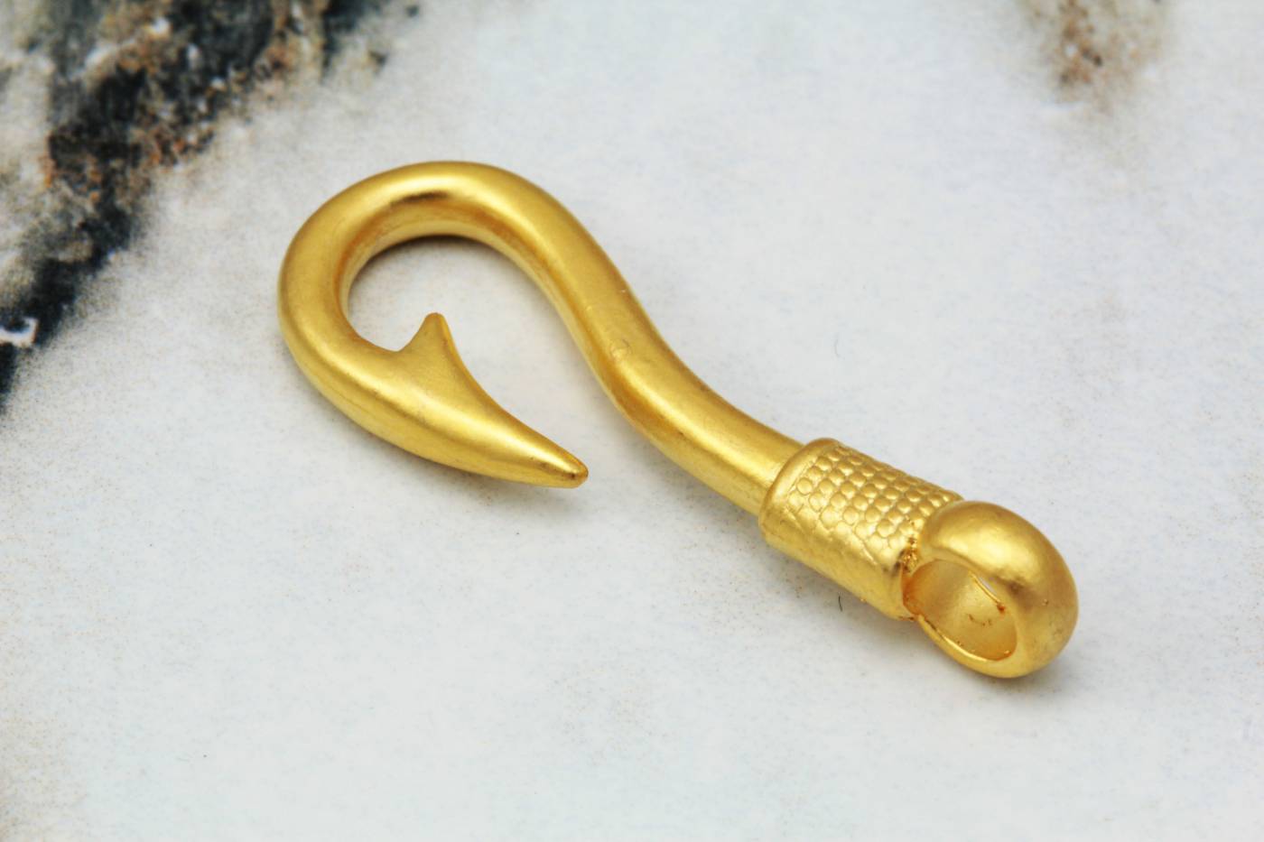 gold-fish-hook-end-leather-clasp-finding