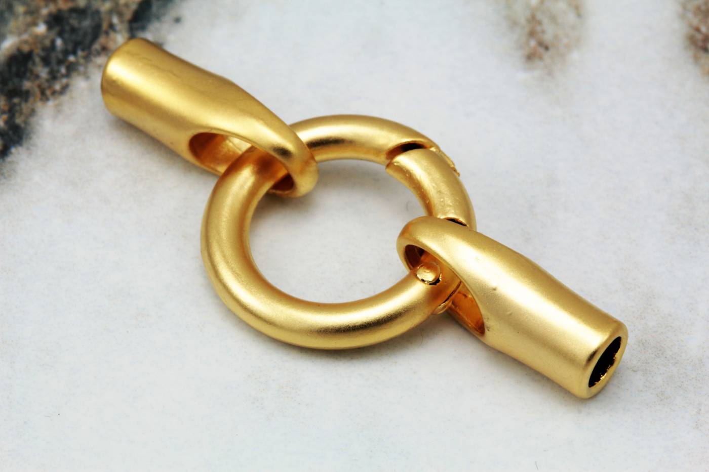 gold-metal-leather-cord-round-end-clasps