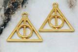 gold-plated-triangle-jewelry-pendants