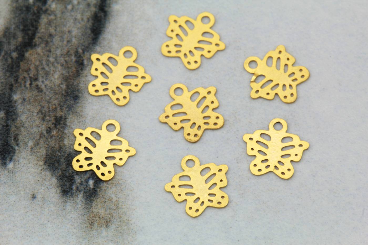 gold-plate-brass-tiny-butterfly-pendant