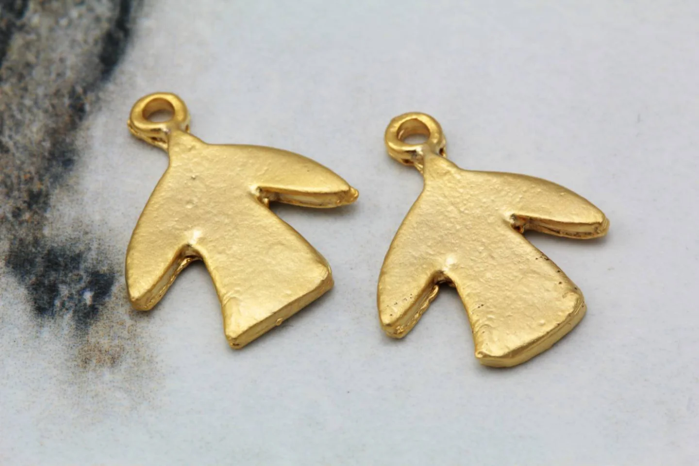 gold-plated-metal-bird-pendants.