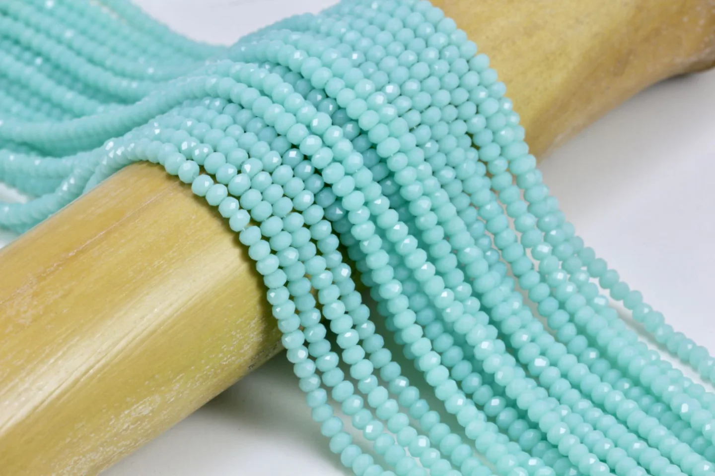 2mm-spring-green-crystal-glass-beads.