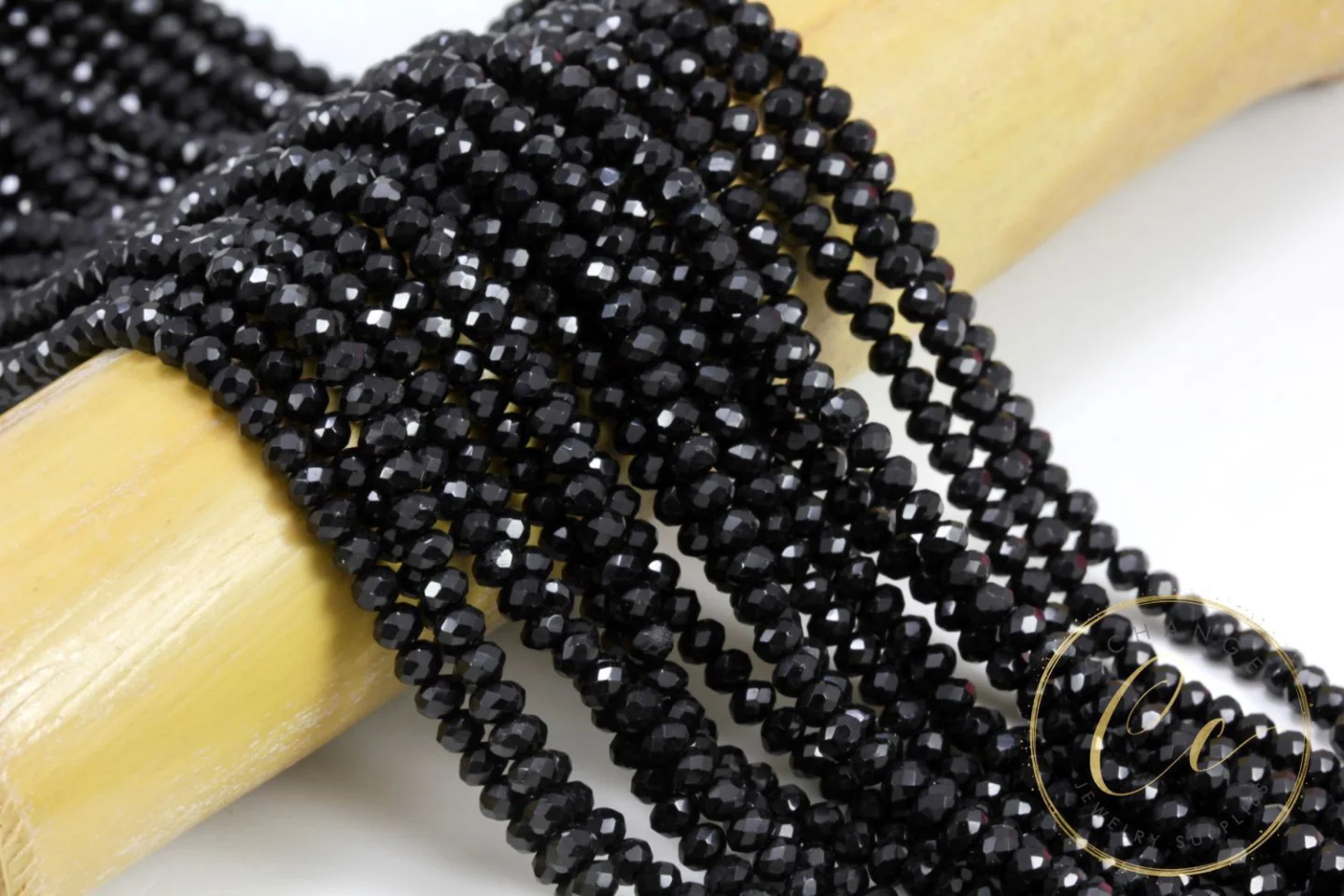 3mm-black-crystal-glass-bead.
