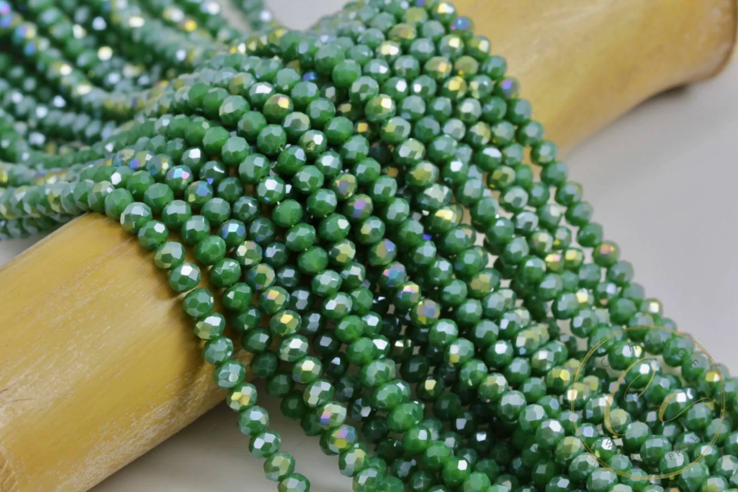 jewelry-crystals-shiny-strand-wholesale.
