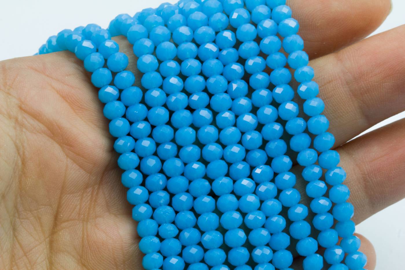 4mm-blue-crystal-glass-beads
