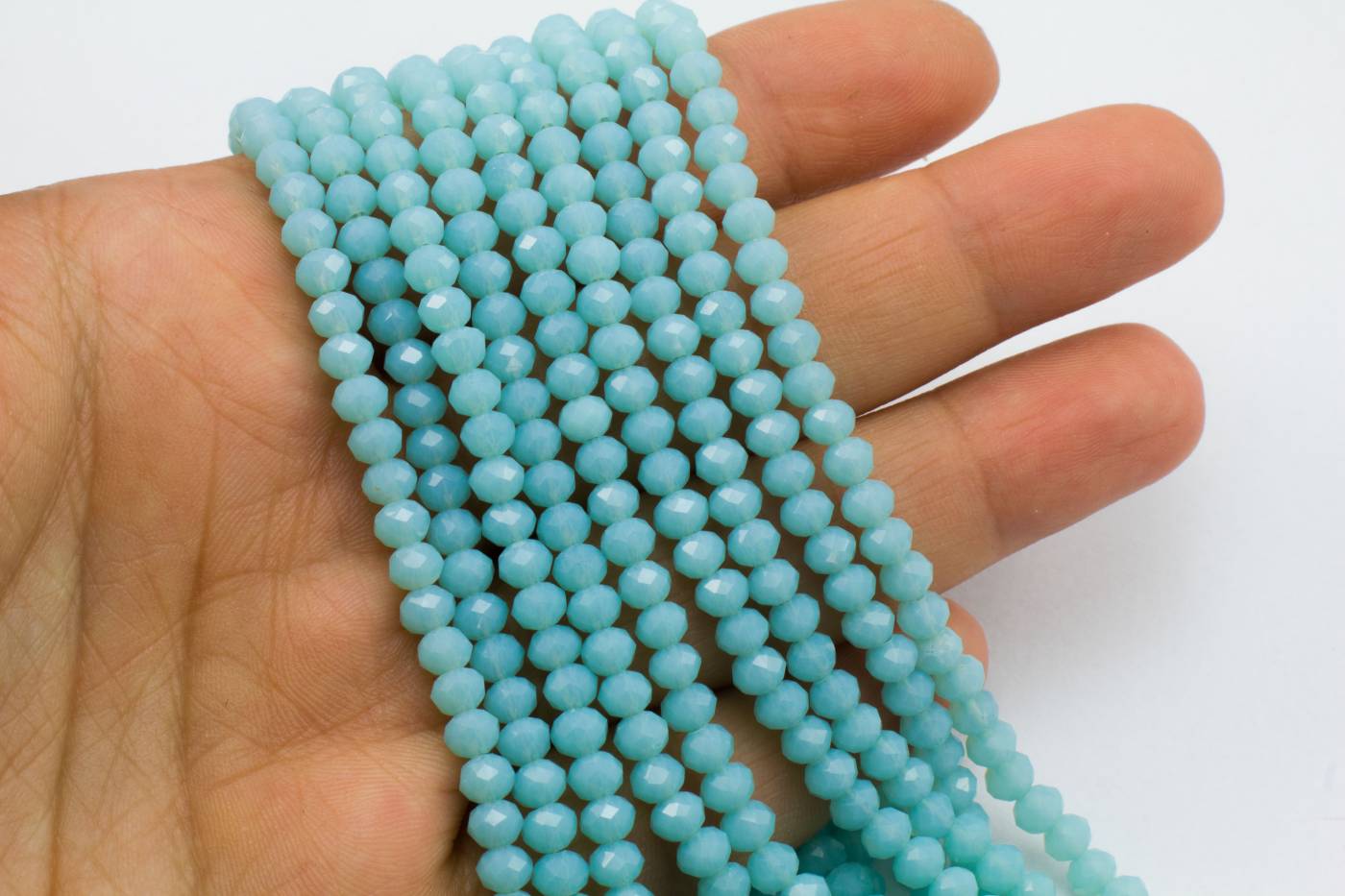 baby-blue-4mm-crystal-beads