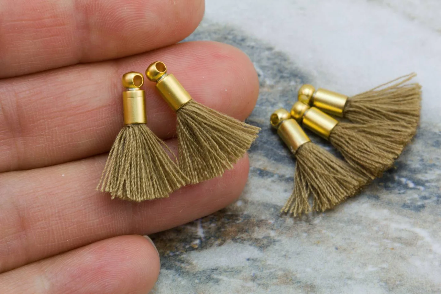 2cm-mink-cotton-mini-tassels.