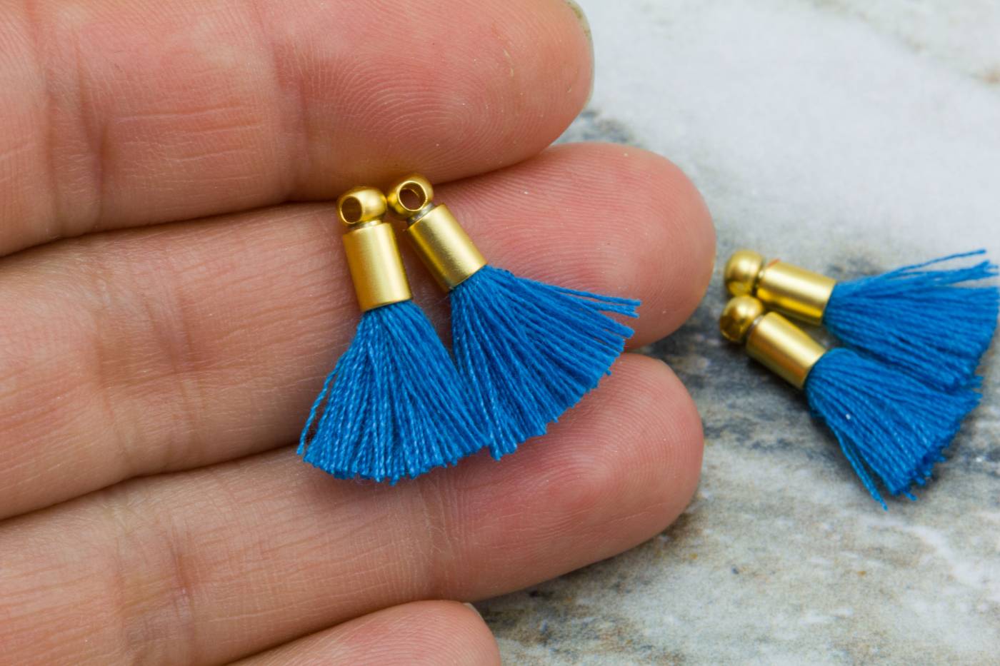2cm-dark-blue-cotton-mini-tassels
