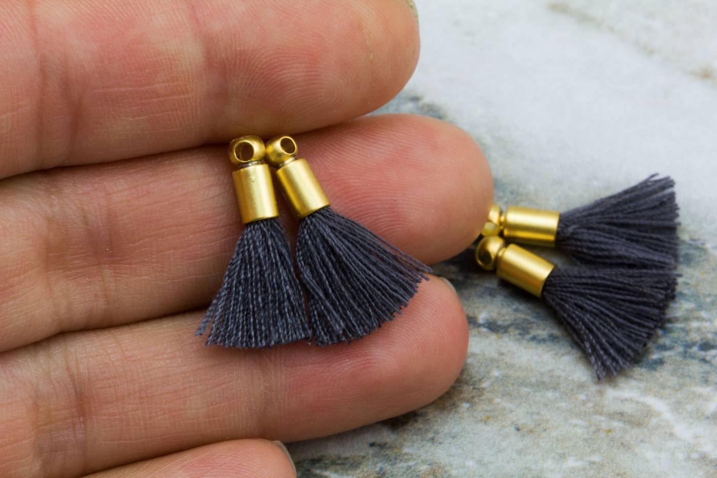 2cm-dark-grey-cotton-mini-tassels