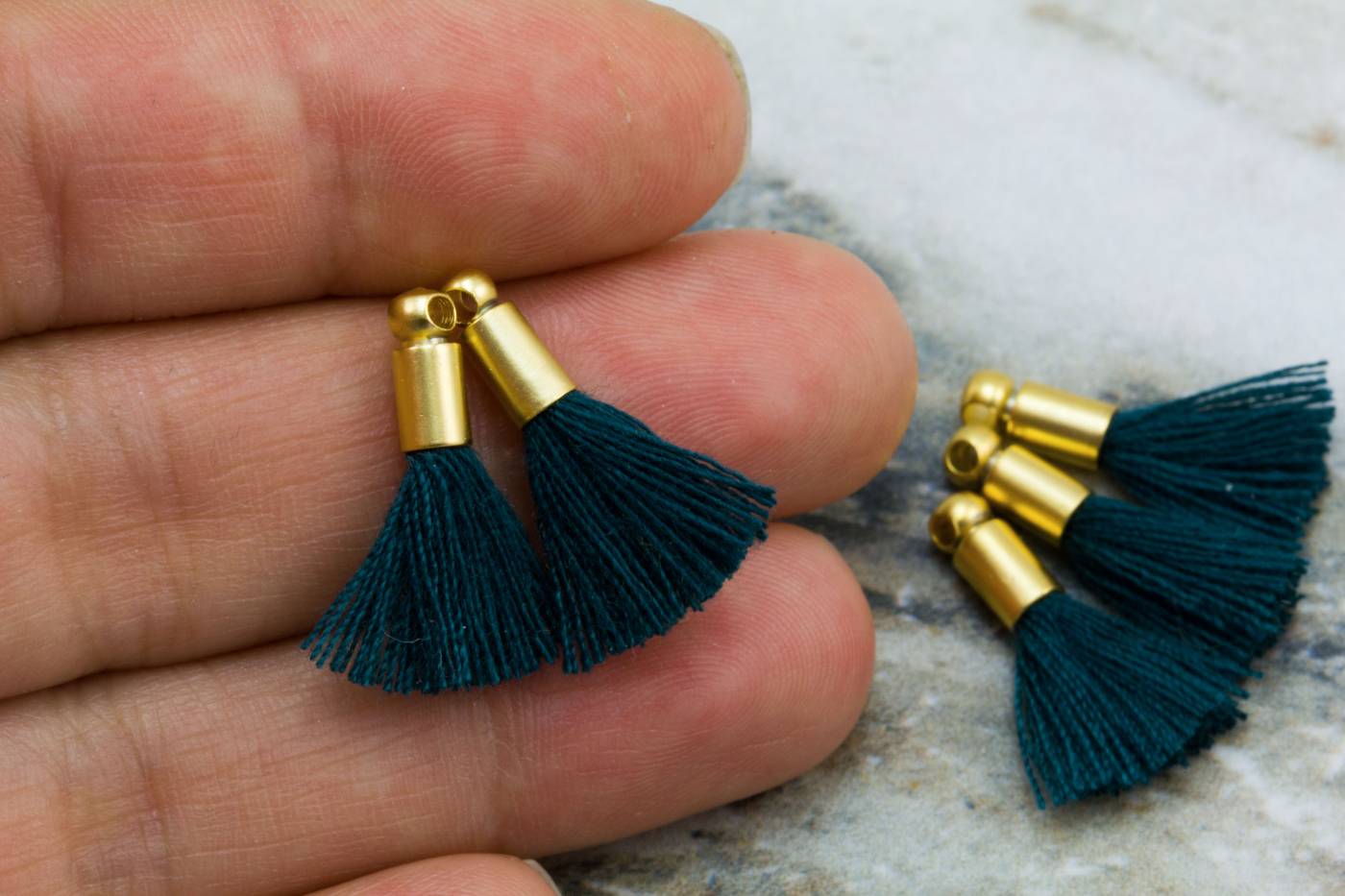 2cm-hunter-green-cotton-mini-tassels