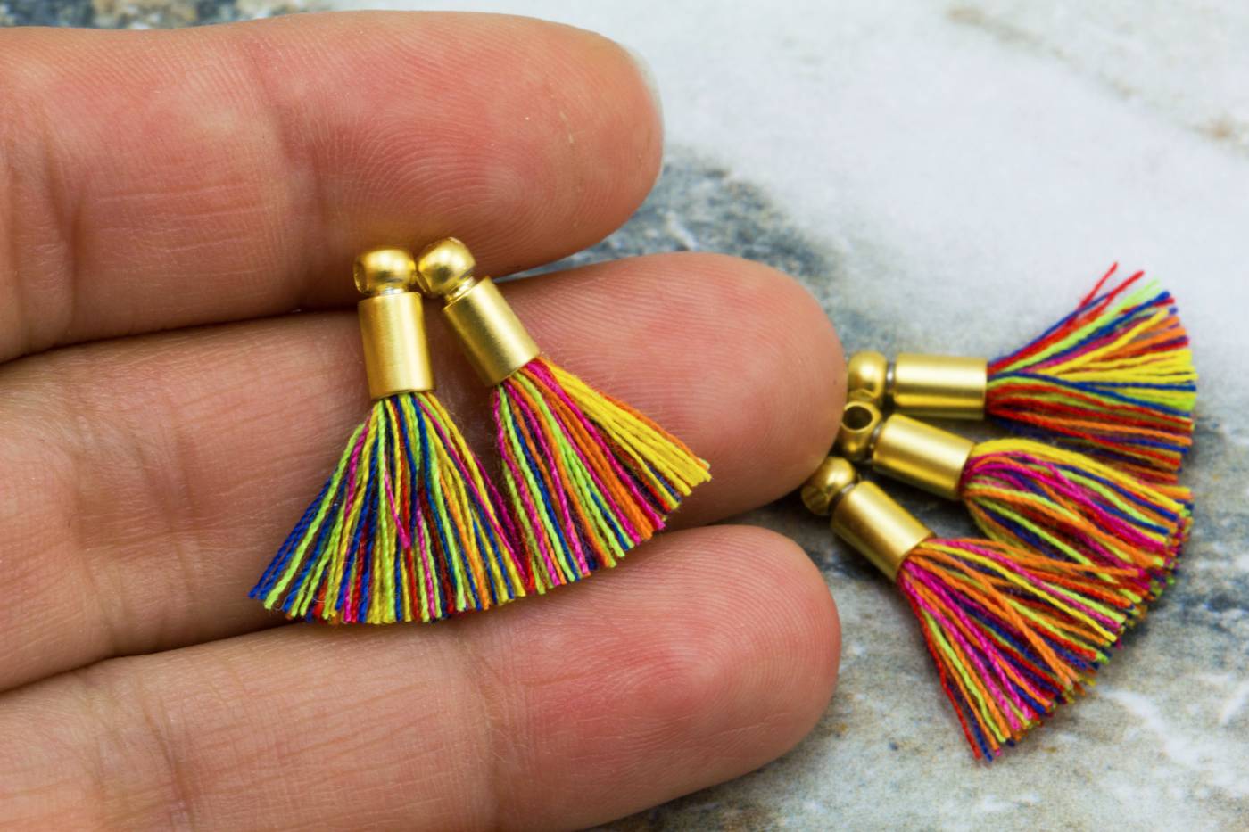 2cm-rainbow-yellow-cotton-mini-tassels