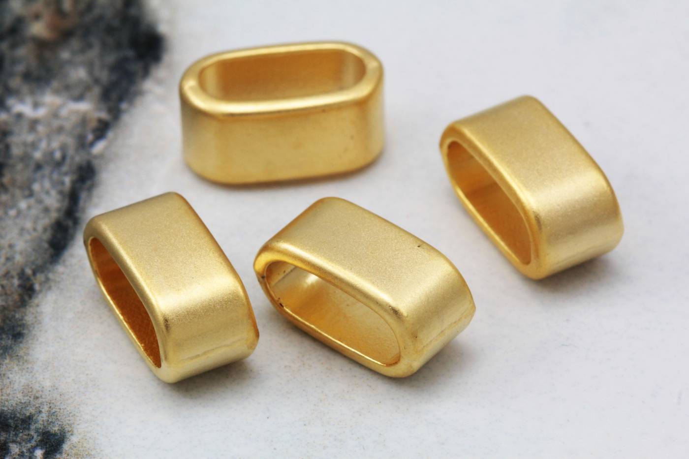 gold-metal-oval-slider-bead-charms