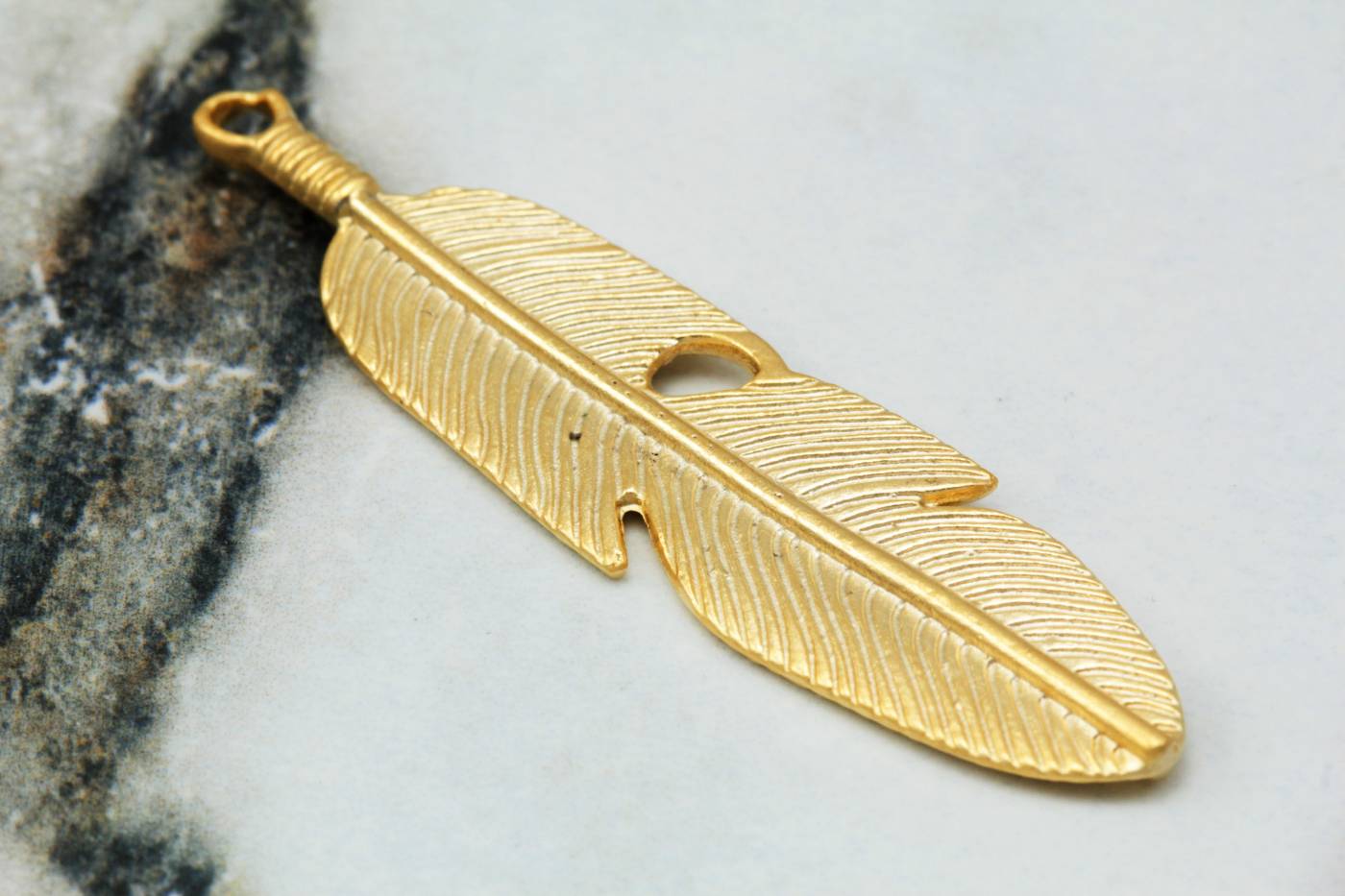gold-plated-big-feather-pendant