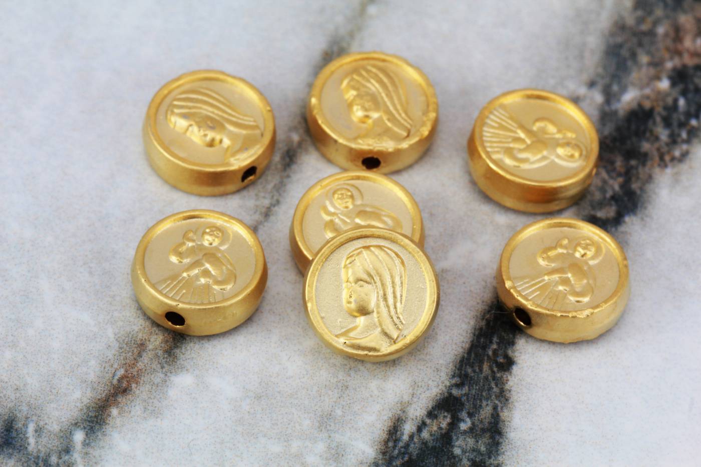 gold-plated-metal-virgin-mary-charms