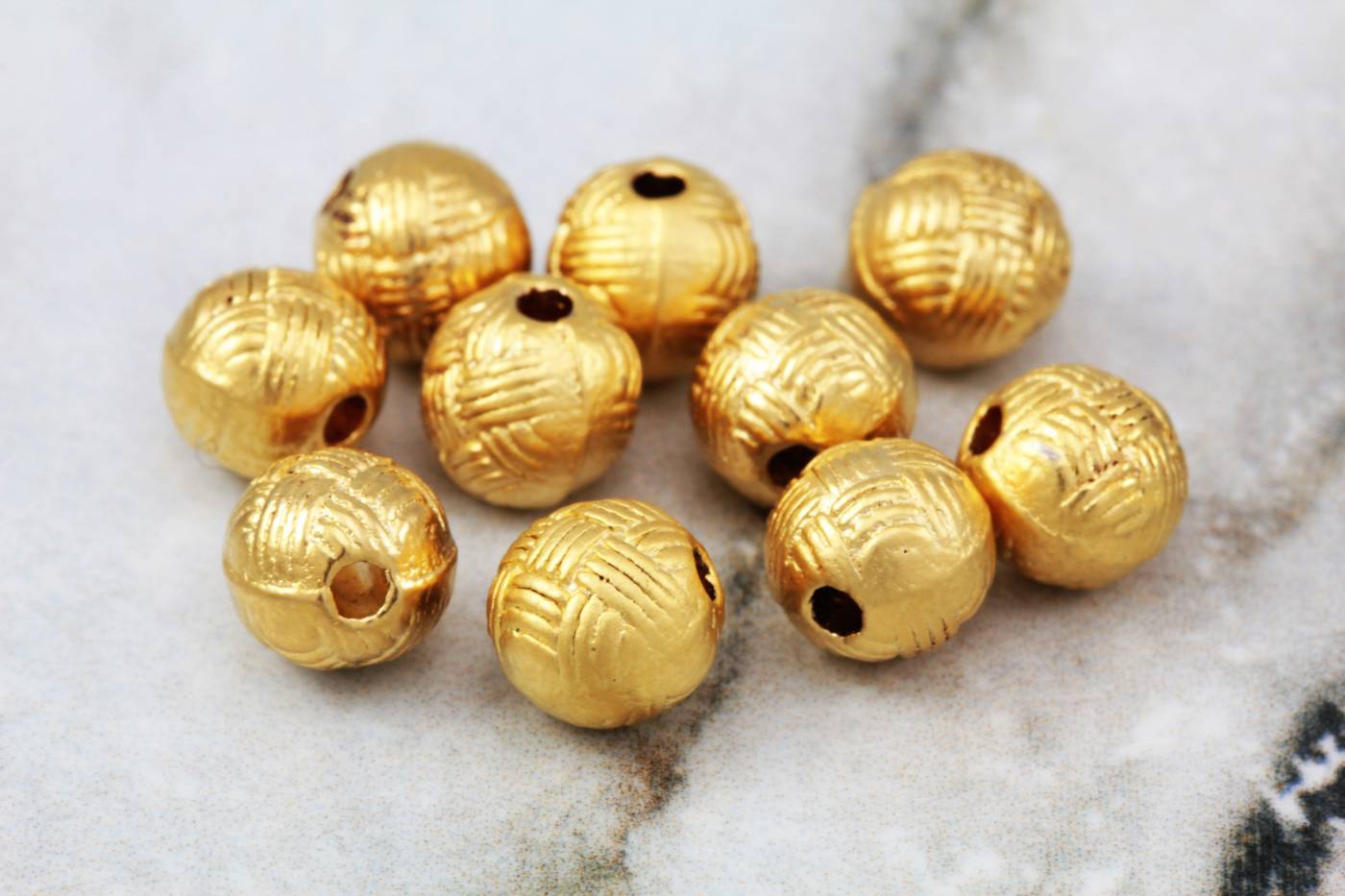 7mm-gold-metal-textured-ball-round-beads