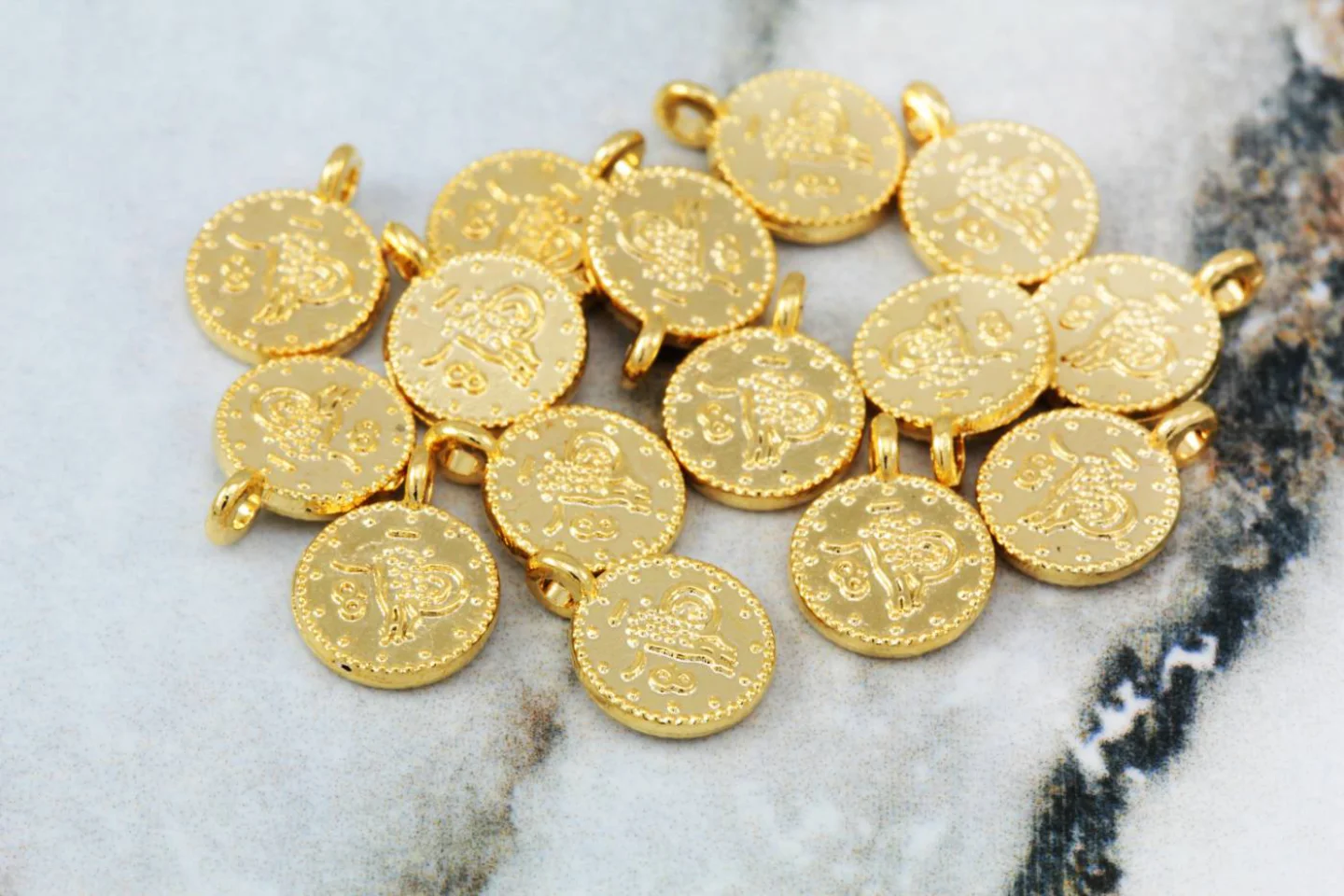 gold-plated-metal-small-old-coin-pendant.