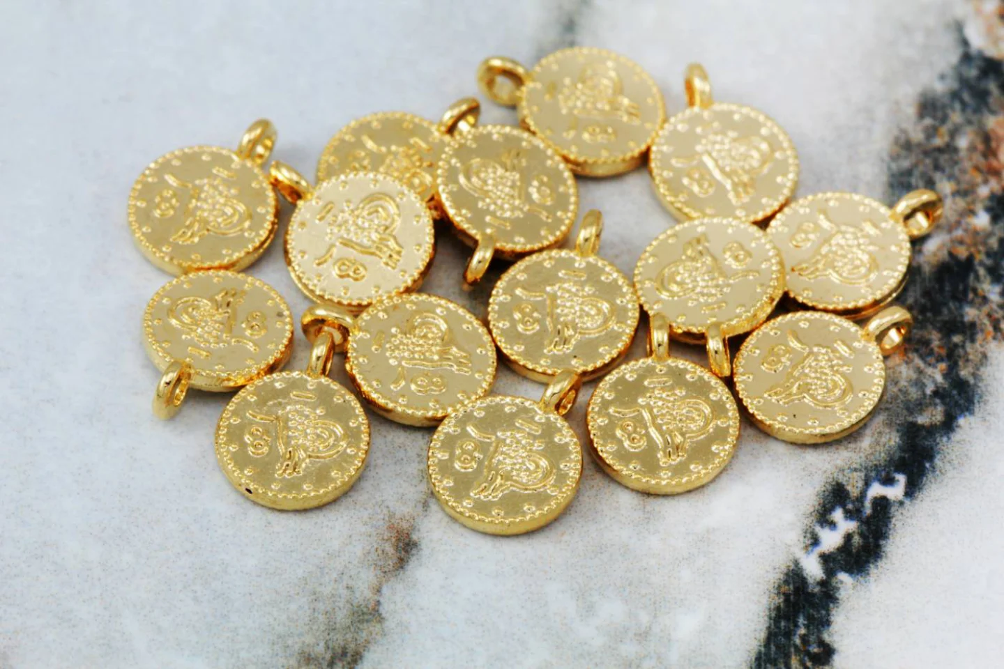 gold-mini-jewelry-old-coin-pendants.