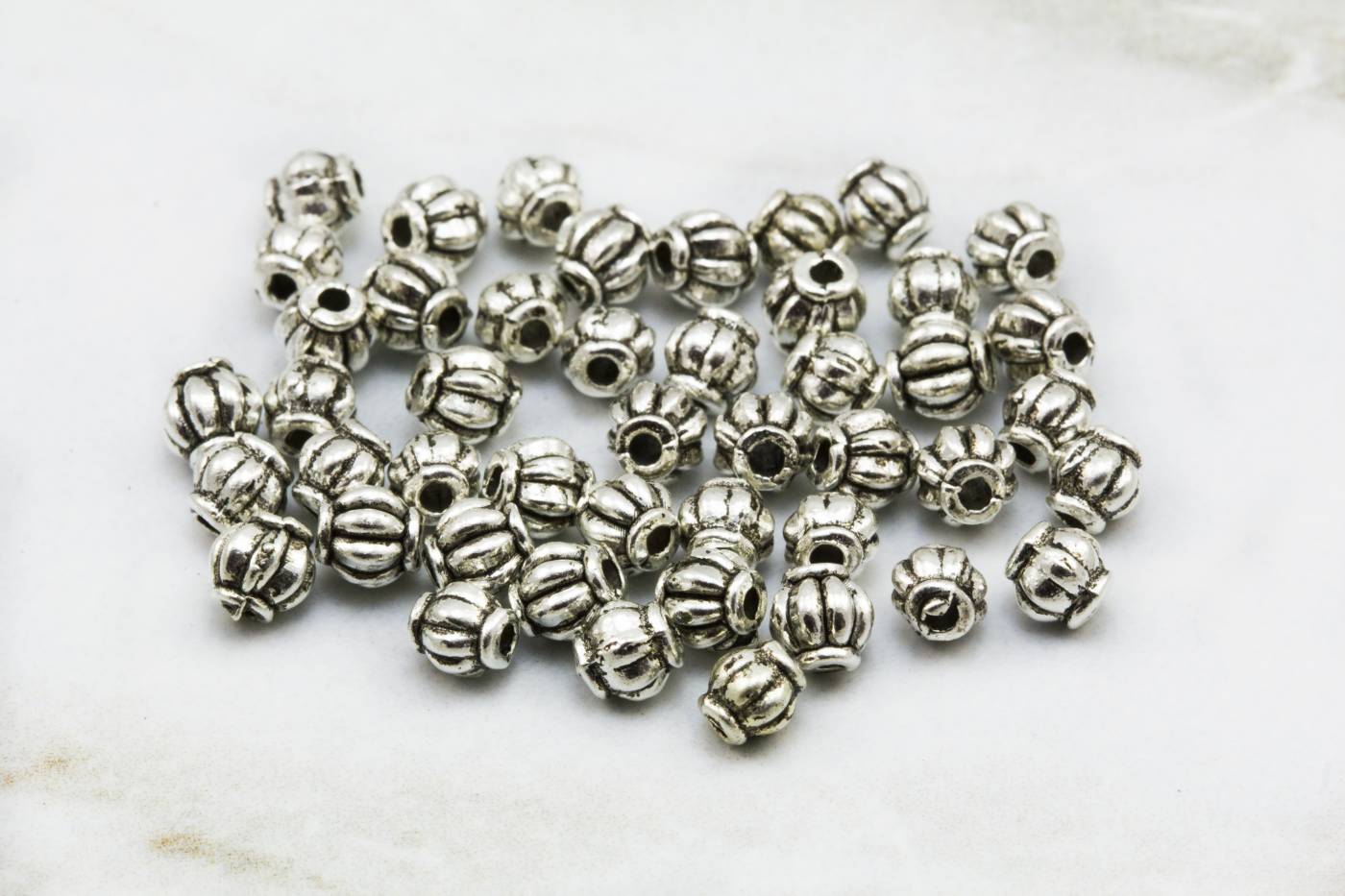 4mm-round-ball-jewelry-spacer-beads