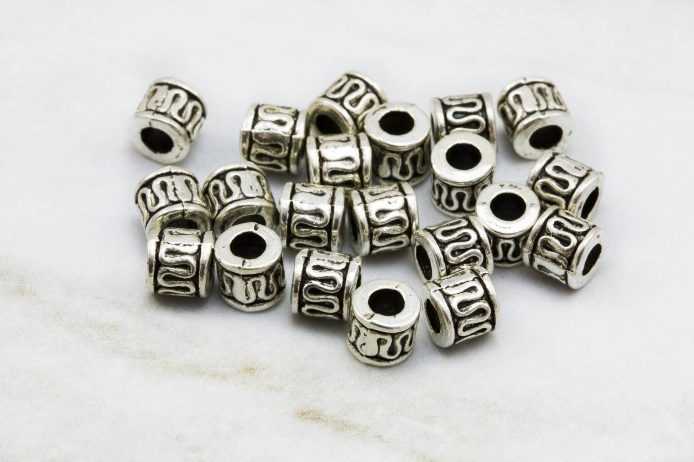 5mm-metal-barrel-silver-bead-spacers