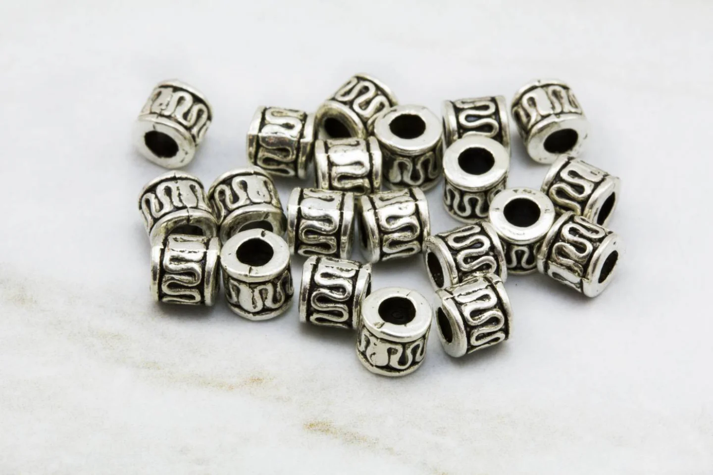5mm-metal-barrel-silver-bead-spacers.