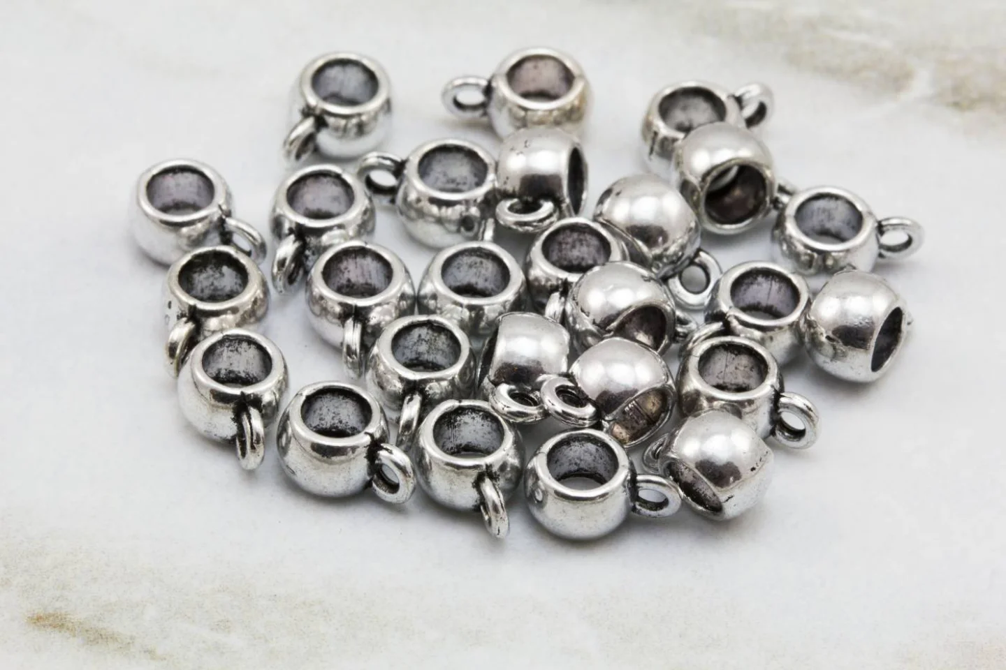metal-jewelry-findings-bail-charm-holder.