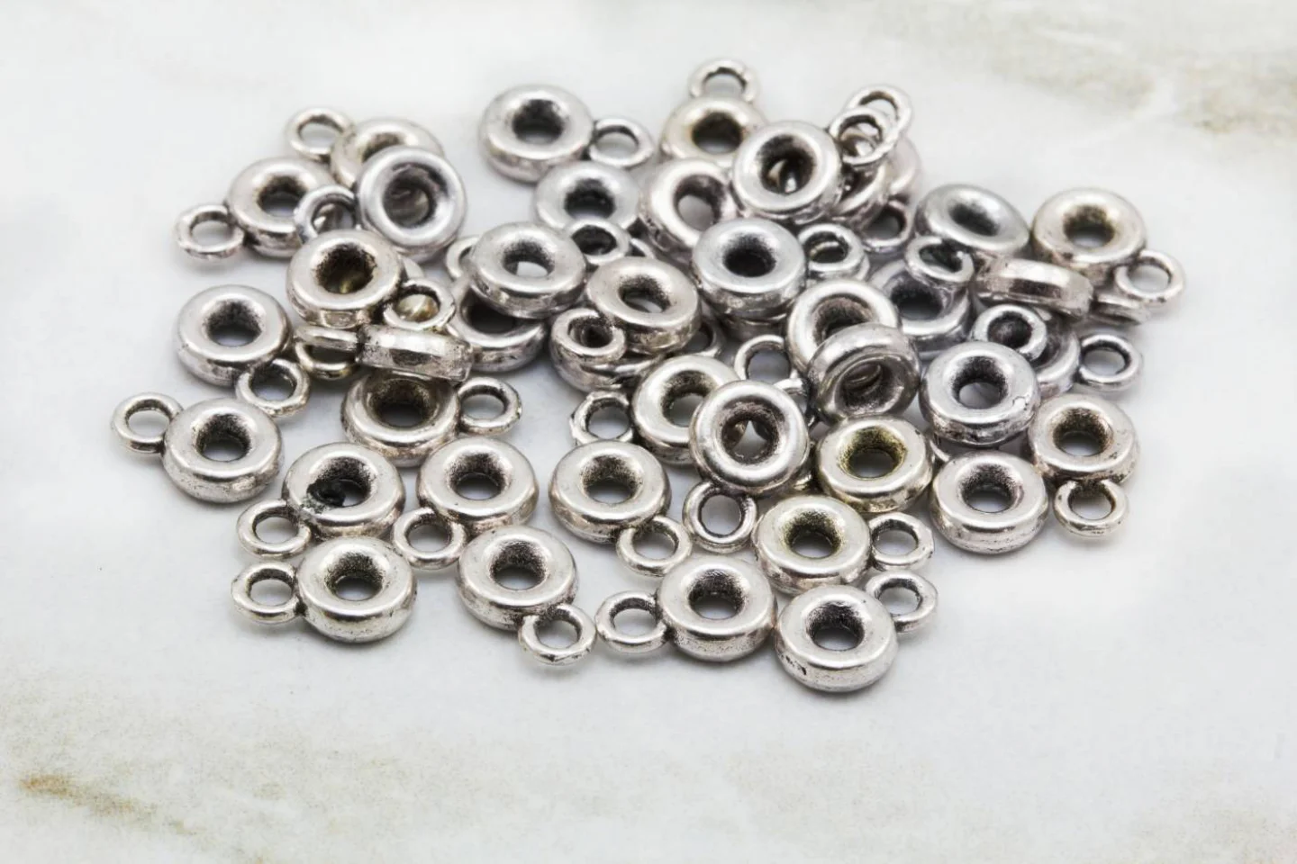 metal-round-mini-bail-link-charm-holders.