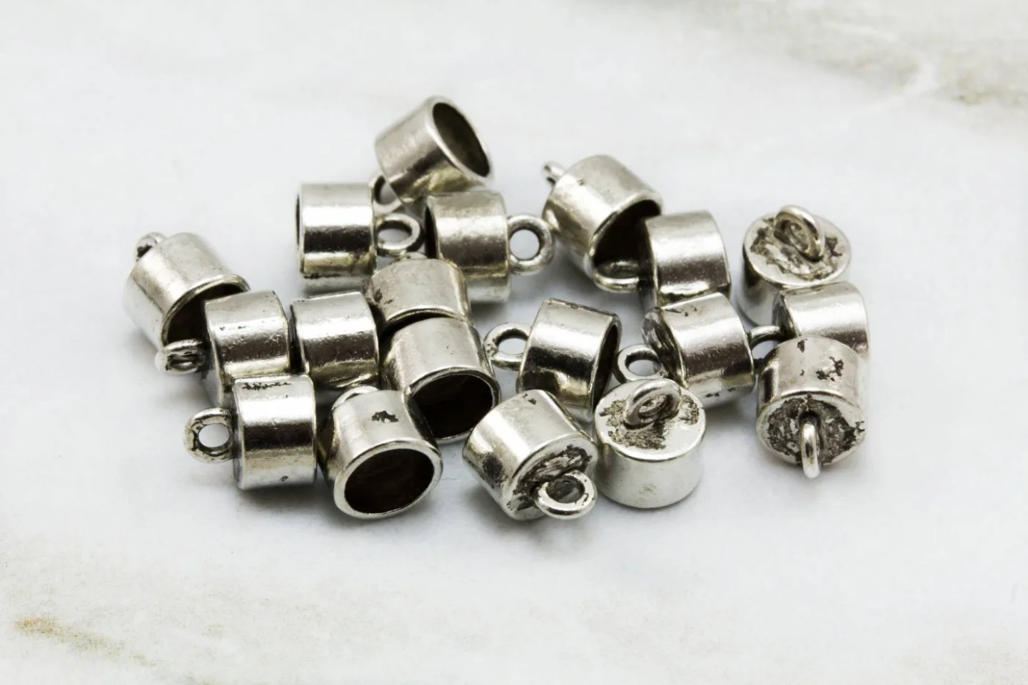 mini-metal-round-leather-cord-end-caps.