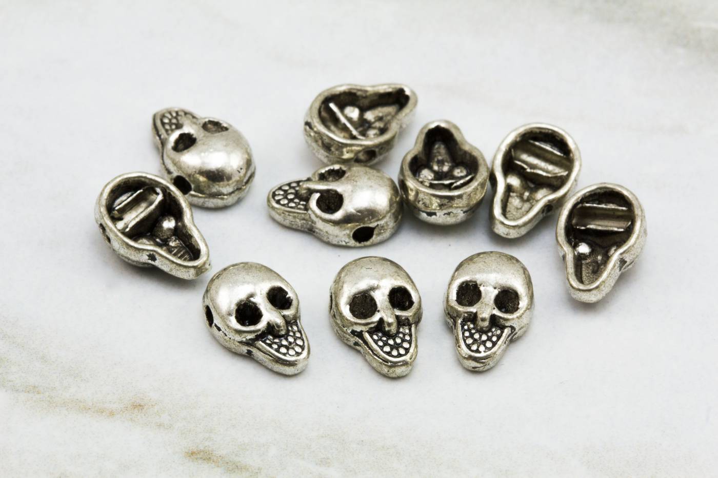 metal-skull-head-charm-findings