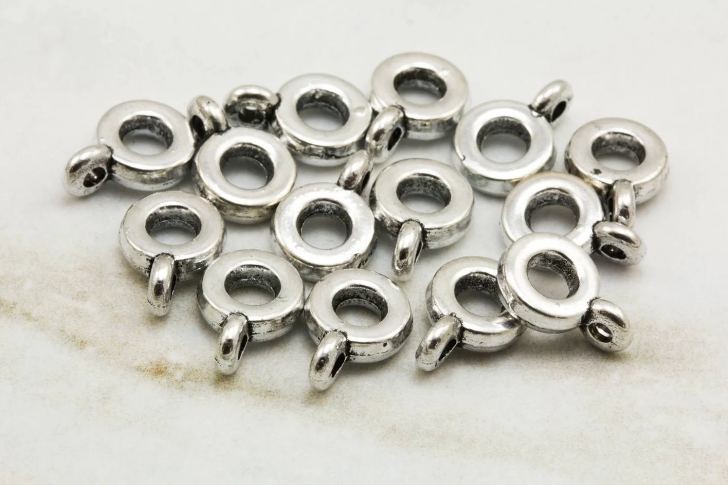 metal-round-bail-link-charm-holders.