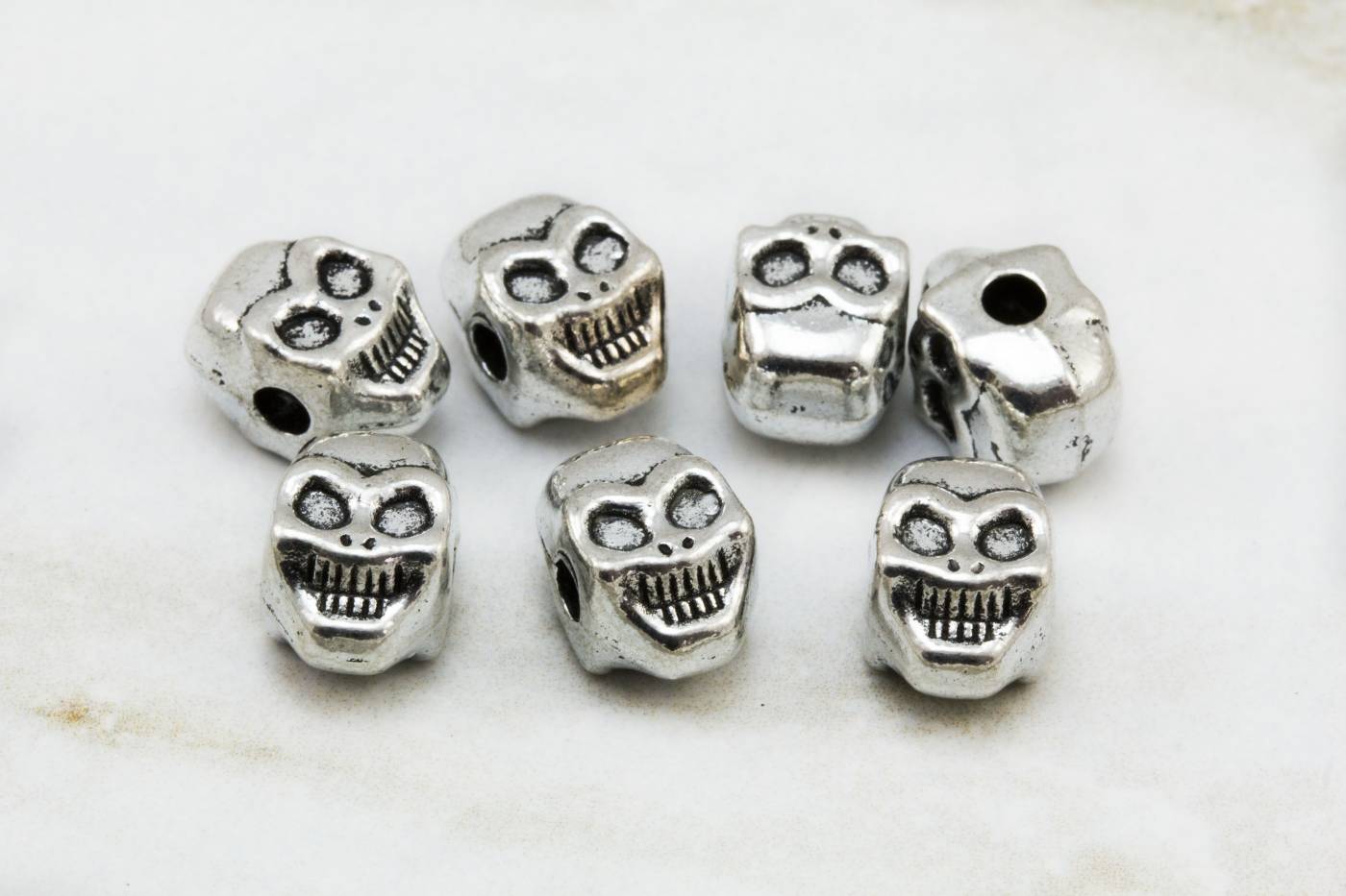 skull-death-head-jewelry-charms-beads