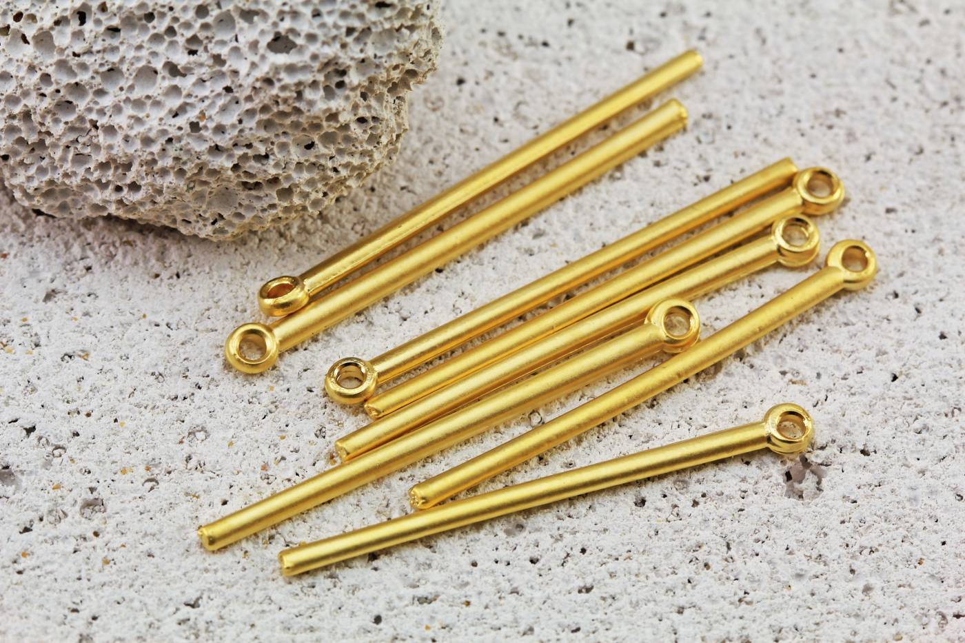 40mm Gold Stick Pendants / GPY474 Pendants